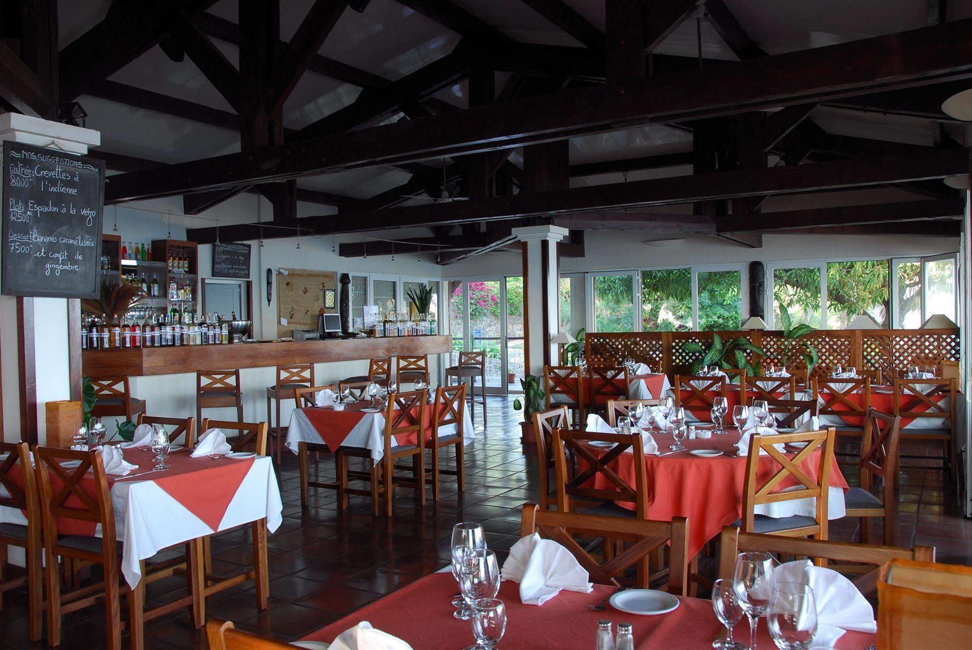 Allamanda Hotel Antsiranana Ngoại thất bức ảnh